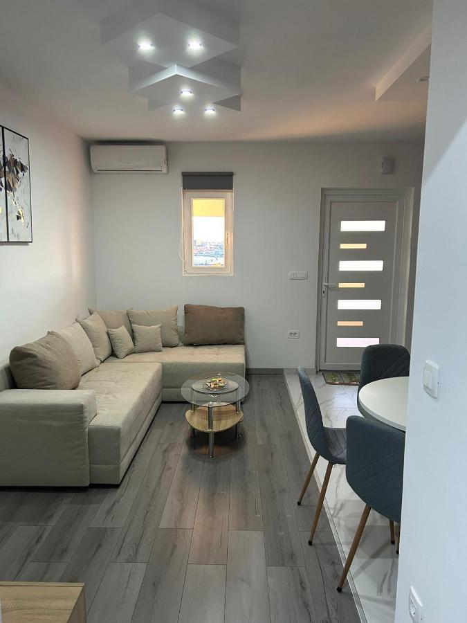 Apartment Marko With A Beautiful View Of The Sea Kaštel Sućurac Exteriör bild