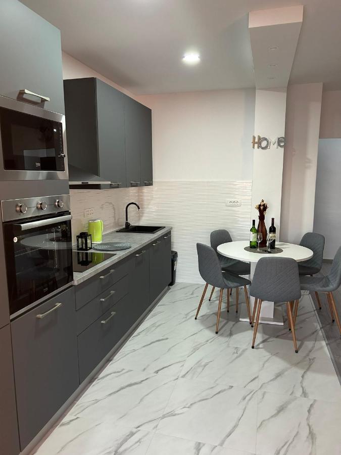 Apartment Marko With A Beautiful View Of The Sea Kaštel Sućurac Exteriör bild